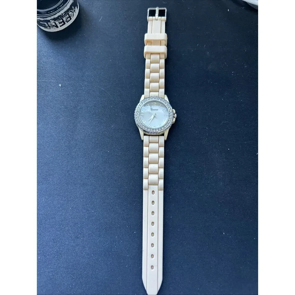 Geneva Beige Dial And Band Women’s Quartz Watch